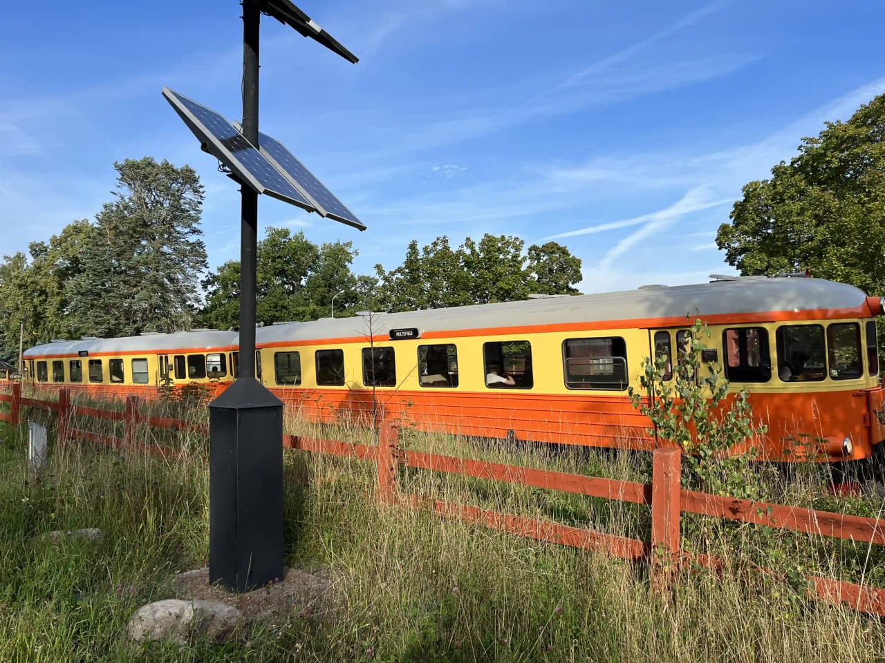 Hitta din perfekta ställplats vid sjön Nossen på Vimmerby Camping. Nära Astrid Lindgrens Värld! Full service, aktiviteter, bad & restaurang. Boka idag!