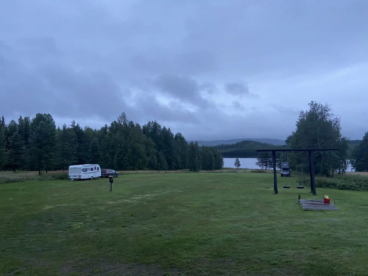 Upptäck OffroadSweden i Albacken, Jämtland – en unik ställplats vid Måsjön. Fullservice för husbil/husvagn, husdjur välkomna. Fiske, vandring & äventyr!