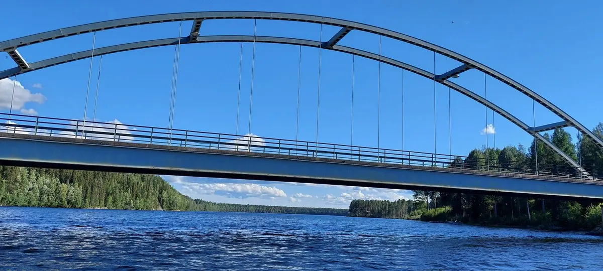 Upptäck Vindelforsarnas Camping! Ställplatser för husbil/husvagn vid Vindelälven. Fiske, vandring, naturreservat & full service. Boka din plats idag!