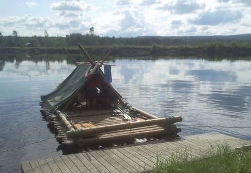 Upptäck Camping Djupdalen i Ekshärad! Rymliga ställplatser vid Klarälven för husbil/husvagn. El, servicehus, fiske, kanot & vandring. Boka din plats!