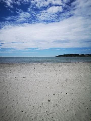 Hitta din perfekta ställplats på Espeviks Camping & Havsbad! Året runt-öppen camping vid havet i Halland med sandstrand, pool, bastu & full service.